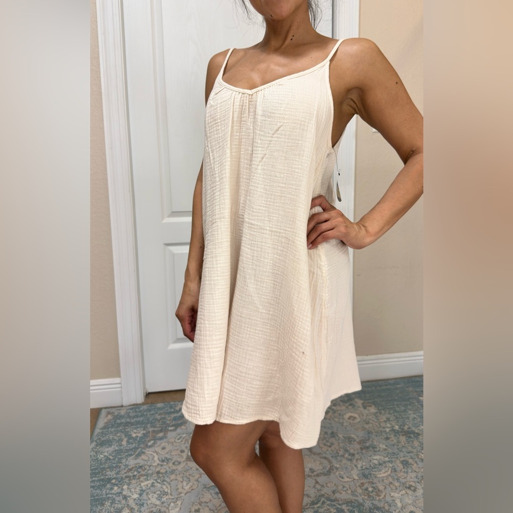 Shade & Shore size 4-6 Cream Swim Coverup